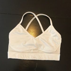 Sports bra white brand new forever21